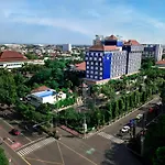 Novotel Solo
