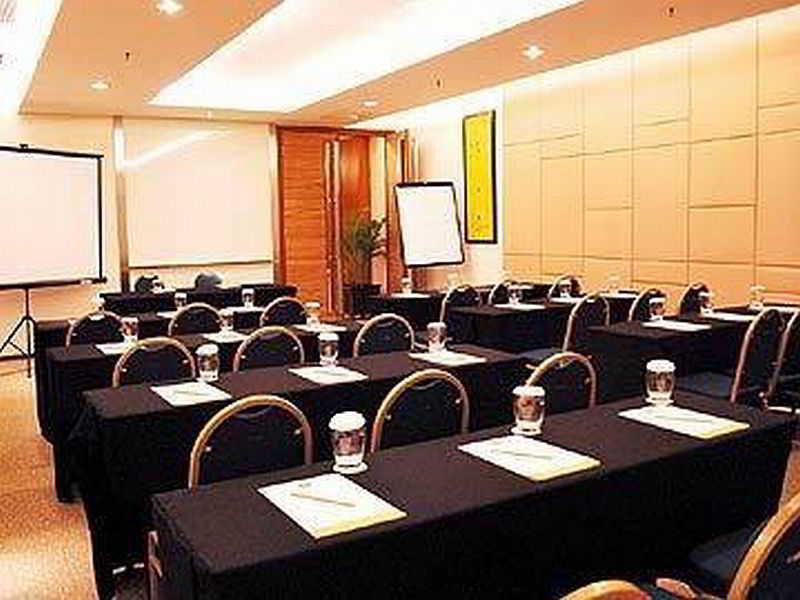 Novotel 4*